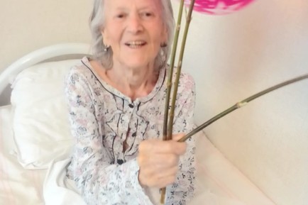 Дом престарелых Новосибирск. Частный пансионат для пожилых людей в Новосибирске: 1 мая в пансионате Новая жизнь в Новосибирске